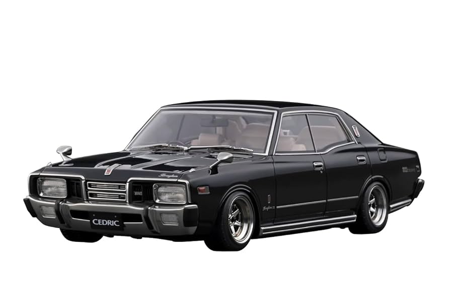1/18 イグニッションモデル 330 セドリック 黒 ignition イグニッションモデル 1/18 日産 セドリック ブロアム (330